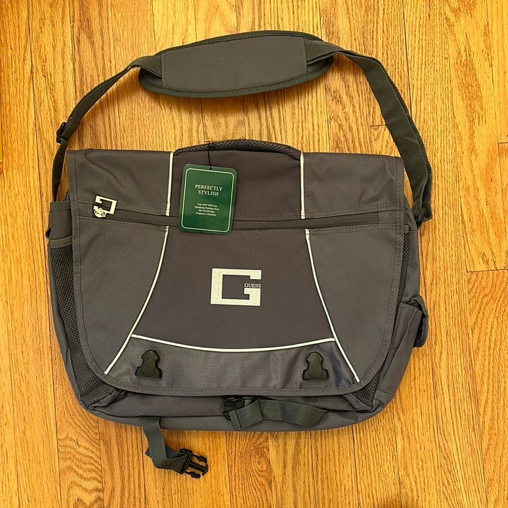 NWT vintage y2k Guess logo laptop work messenger bag